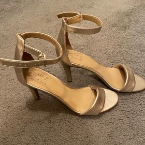 Naturalizer Strappy Dress Sandal- medium heel height